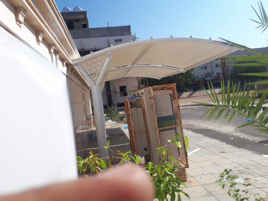 سواتر حديد بمكة